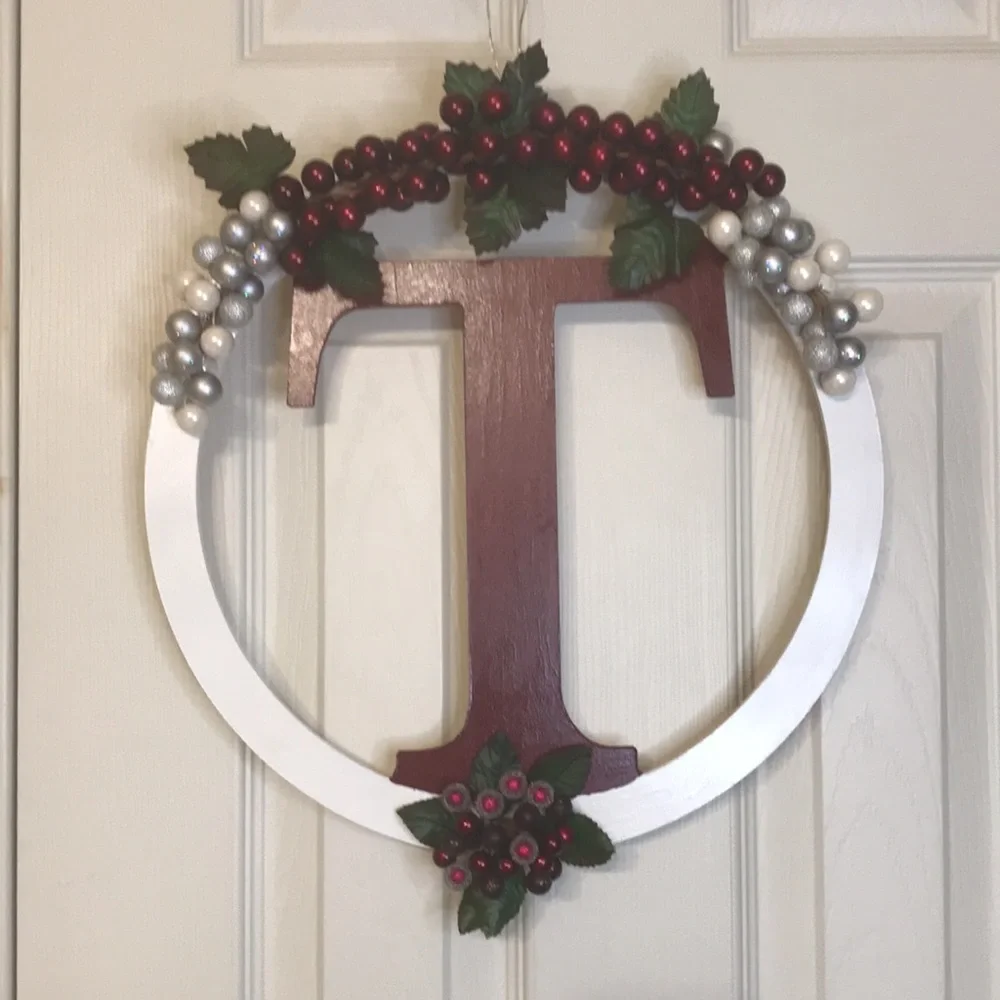 Holiday Wreath Letter 
